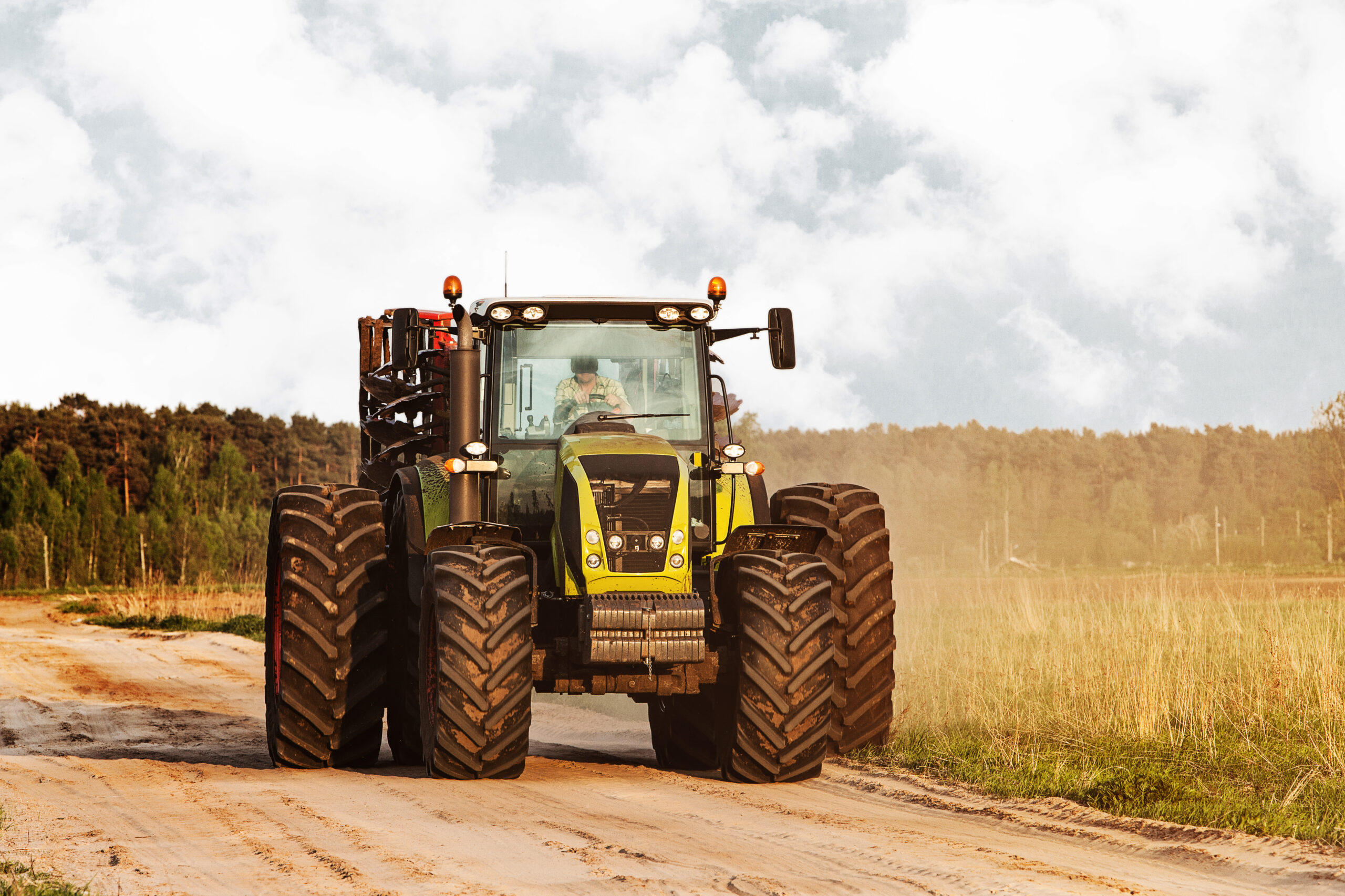 <strong>A importância do Registro Nacional de Tratores e Máquinas Agrícolas – Renagro.</strong>